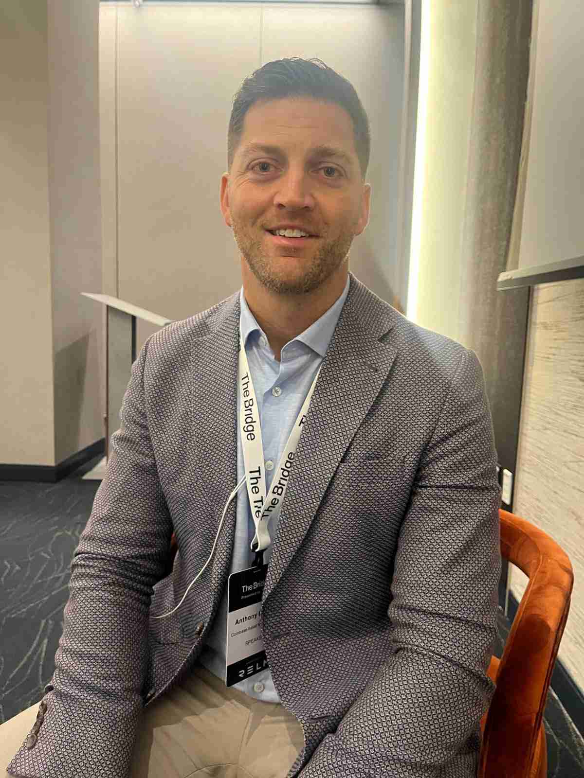 瑞波币（XRP） 和索拉纳币（Solana）投资者兴趣之间存在巨大差距