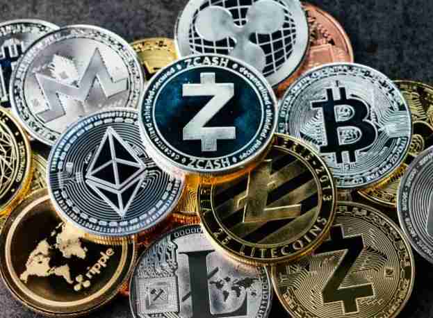 2025最佳日交易的加密货币是什么？